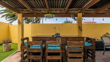 Casa exclusiva, 4 habitaciones | Terraza o patio