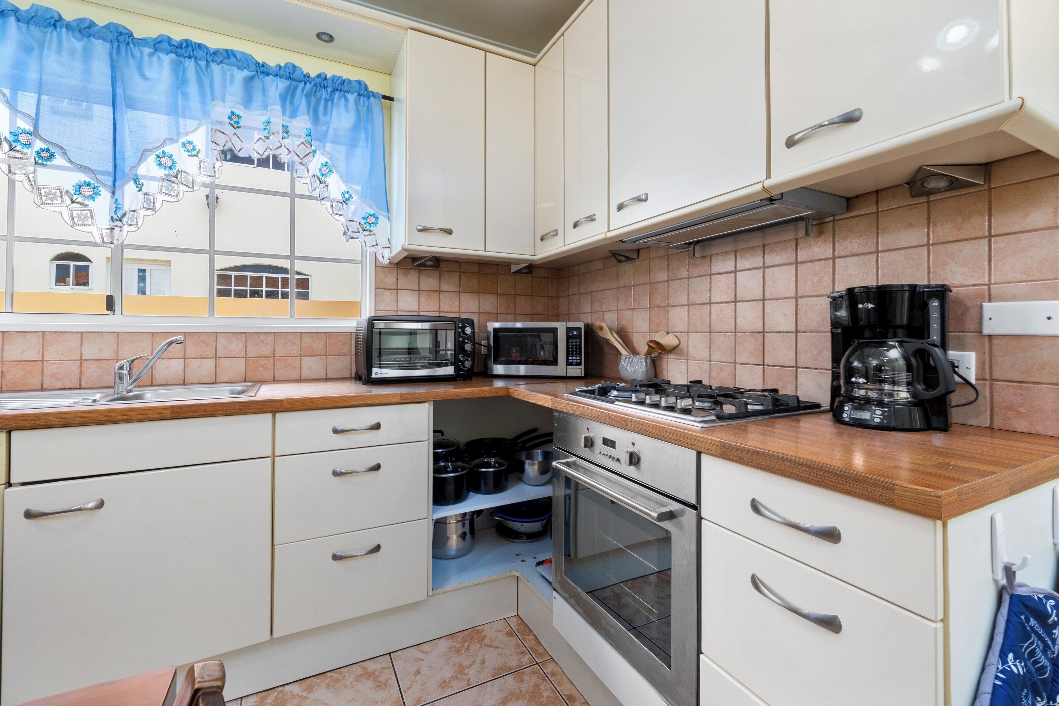 Casa exclusiva, 4 habitaciones | Cocina privada