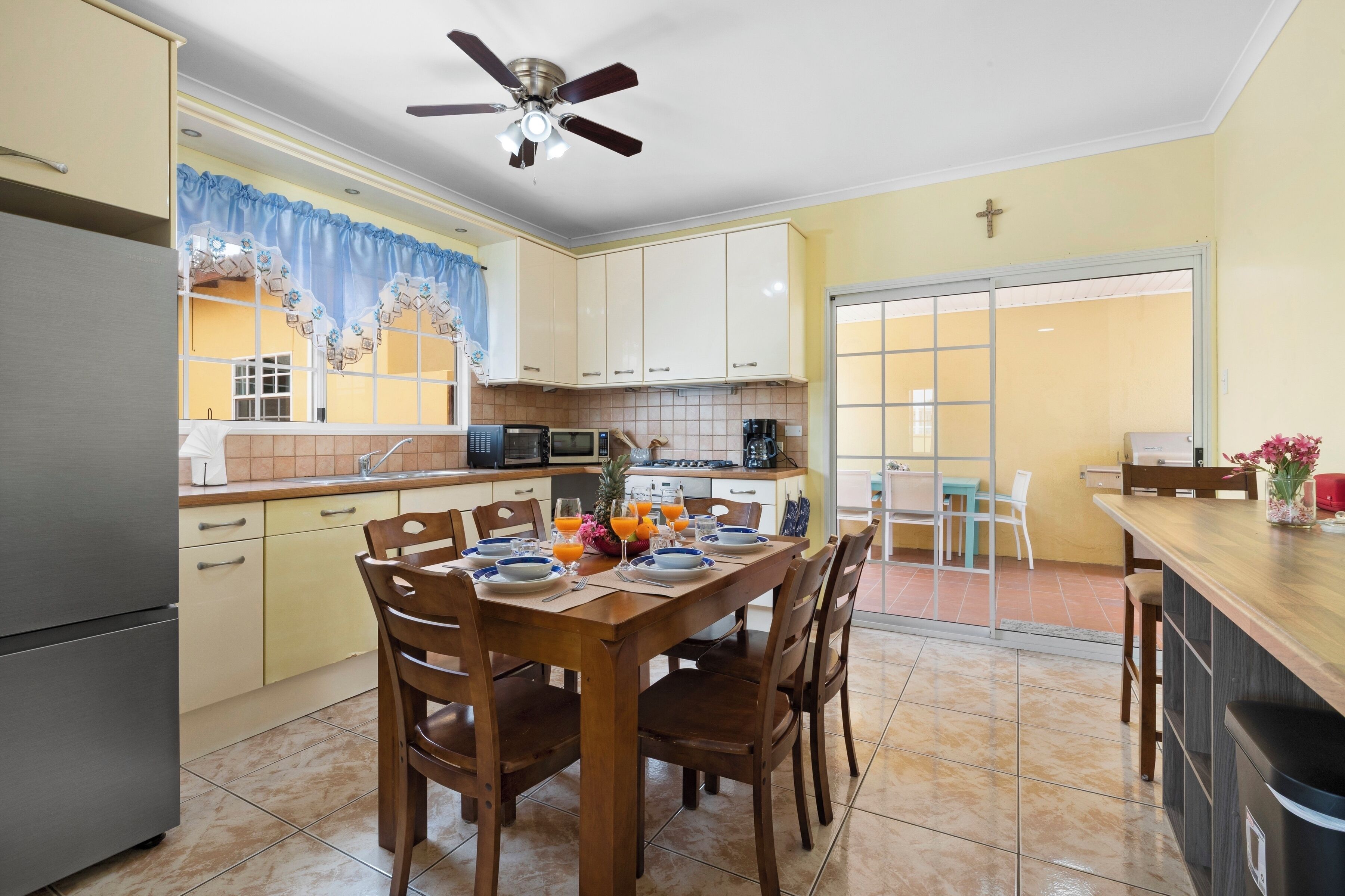 Exclusive House, 4 Bedrooms | Private kitchen