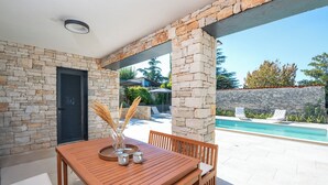 Outdoor dining - Villa Racozzi - Sea View, Heated Pool near Poreč (Rakovci)