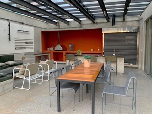 Khu ẩm thực ngoài trời