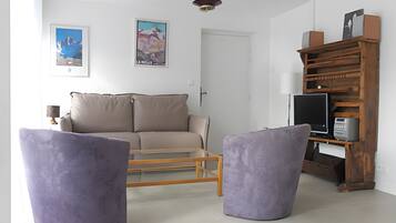 Mesa de pingue-pongue, aparelho de som