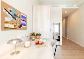 Studio, Non Smoking | Living area - Yugo Terrassa (Terrassa)