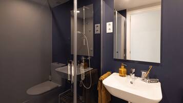 Studio, Non Smoking | Bathroom | Shower, towels, toilet paper