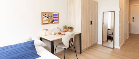 스튜디오, 금연 | 책상, 노트북 작업 공간, 다리미/다리미판, 무료 WiFi