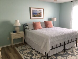 2 bedrooms, iron/ironing board, internet, bed sheets