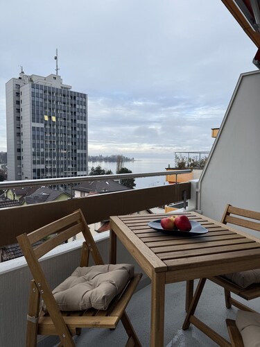 Apartment mit Seesicht und Balkon 1 min zum See