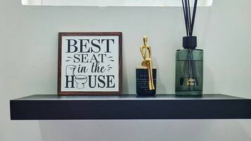 House, 2 Bedrooms, Smoking, Balcony | Interior