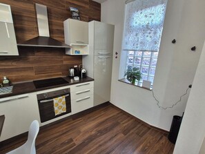 冰箱、烤箱、炉灶、茶具/咖啡用具