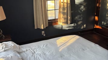 2 間睡房、熨斗/熨衫板、Wi-Fi、床單