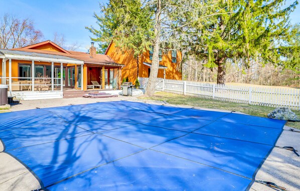 Property grounds - Family Retreat with Pool, Game Room & Near Skiing (Cresco)