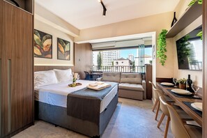 Apartment | Blackout drapes, free WiFi - Vila Mariana near Ibirapuera Park (São Paulo)