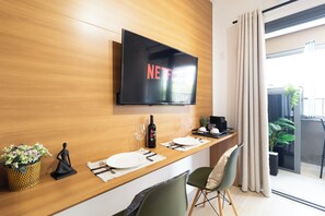 Basic Apartment | Dining room - Vila Mariana near Ibirapuera Park (São Paulo)