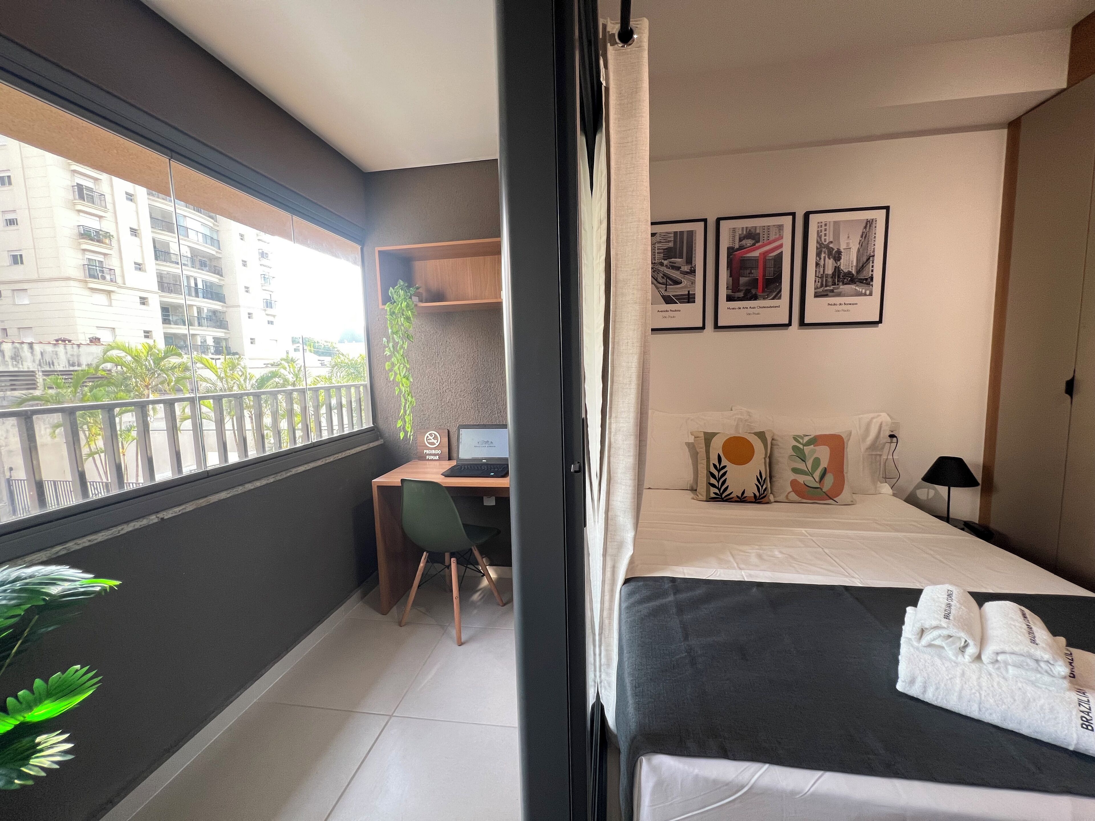 Blackout curtains, free WiFi