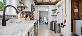 Raven Feather Retreat : Pet Friendly!