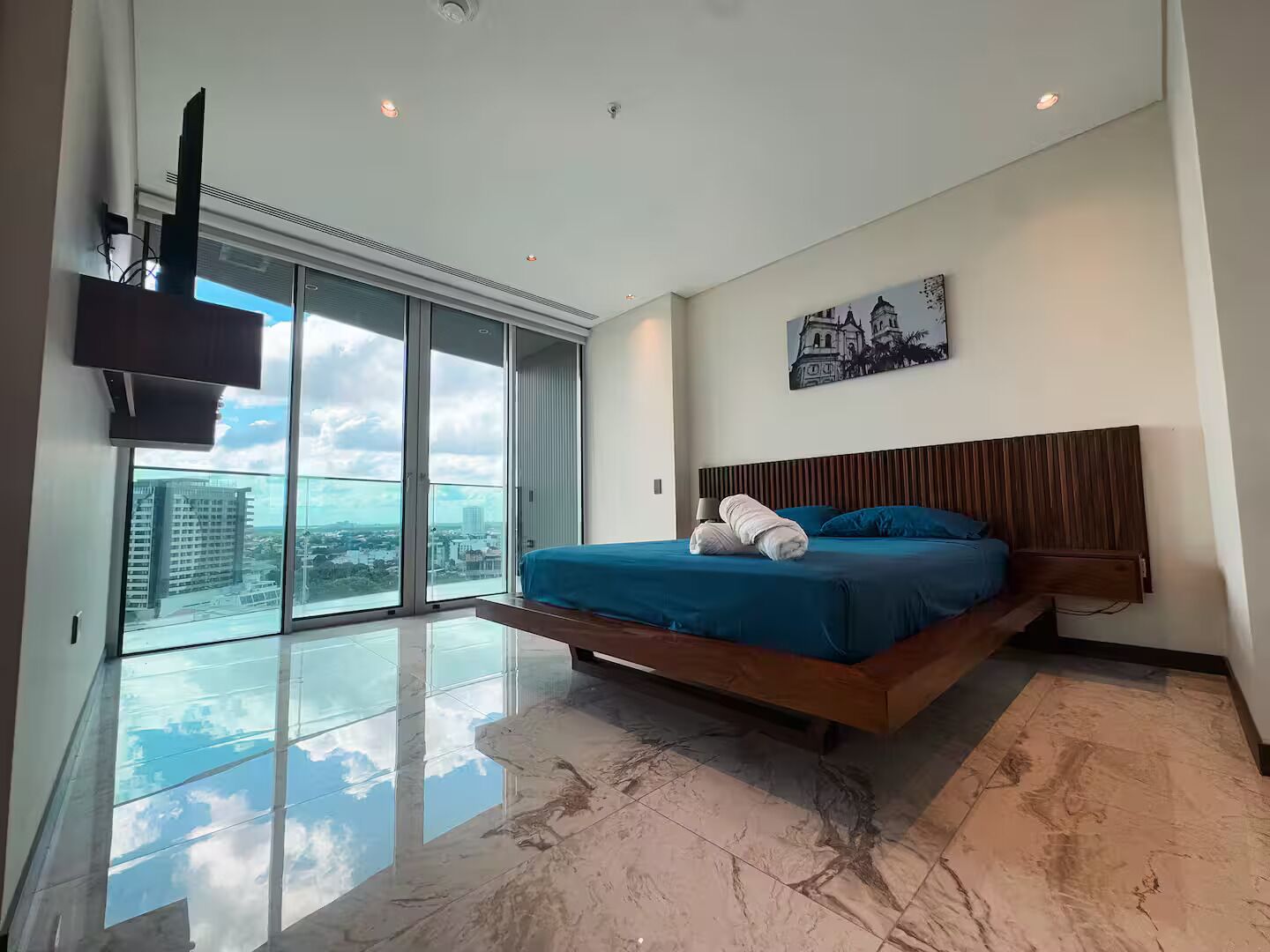 1 soverom, strykejern/-brett, wi-fi og sengetøy