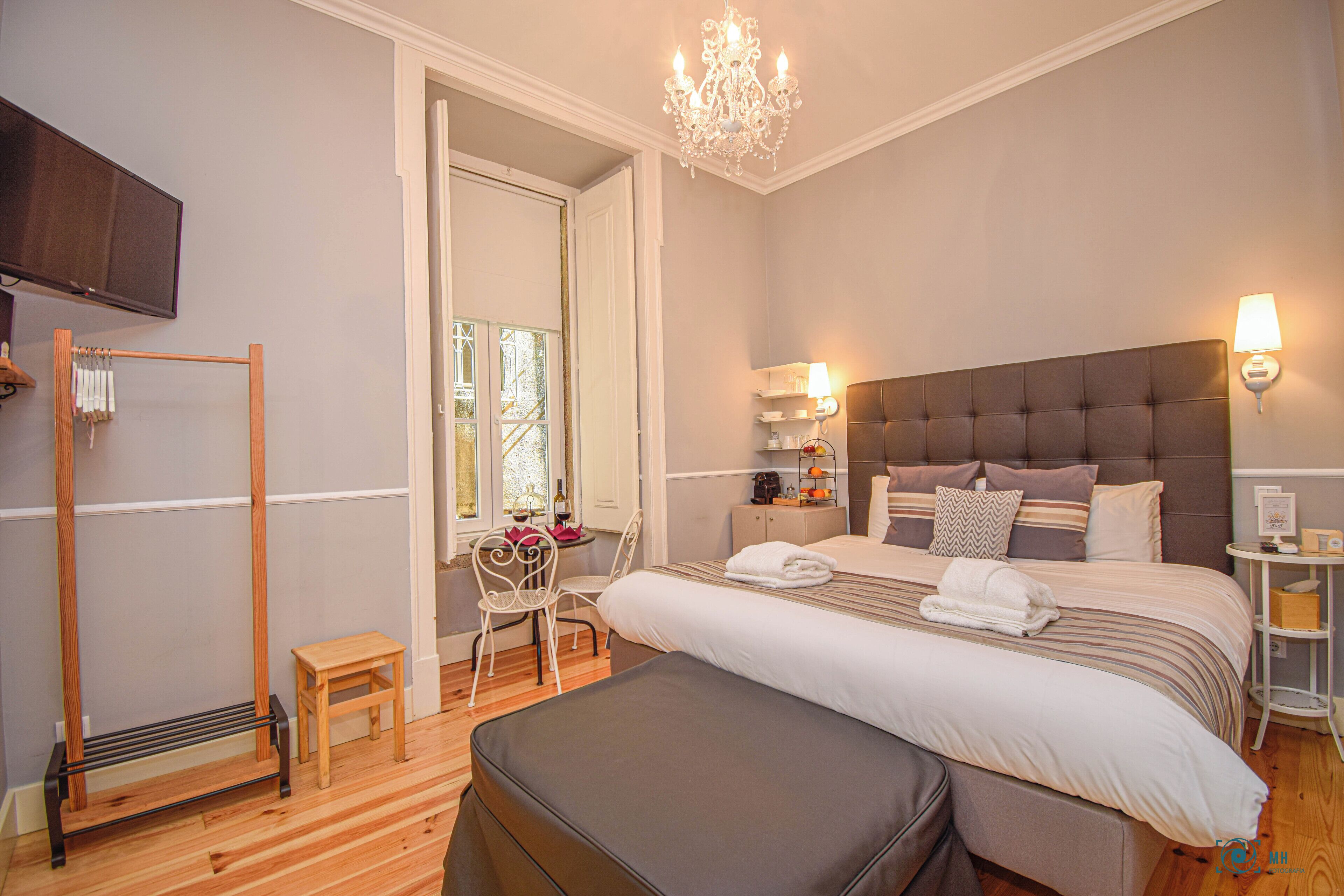 Suíte luxo, vista para o pátio | Frigobar, cofres nos quartos, quartos à prova de som