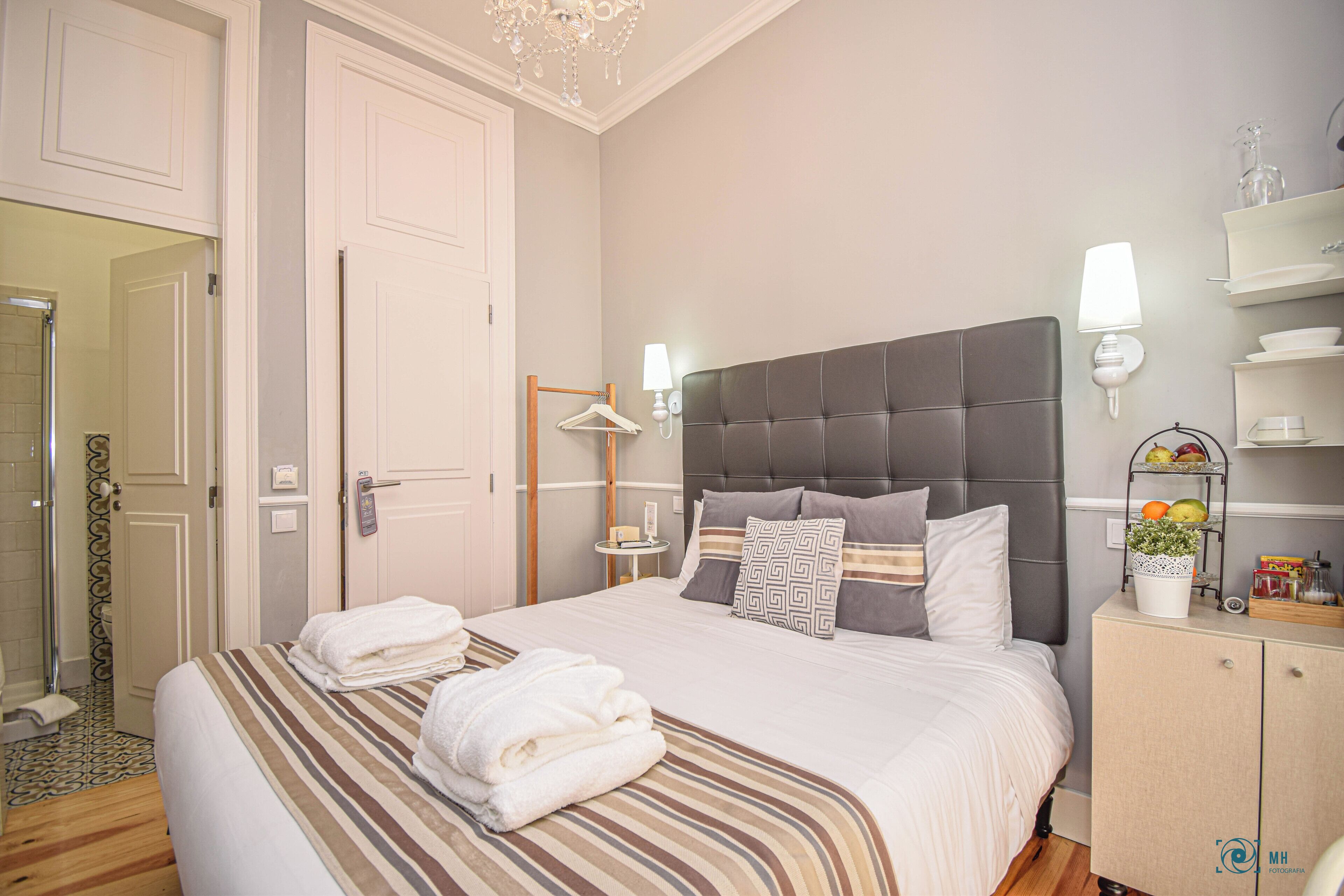 华丽套房, 阳台, 城市景观 | 迷你吧、客房内保险箱、隔音、熨斗/熨衣板