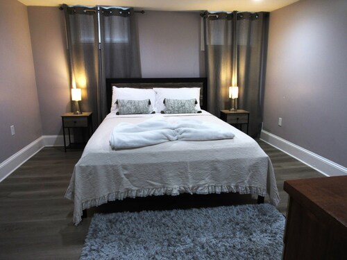 Beautiful Basement in Medford close to Tufts