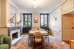 Dining - Le Carrousel de Leopold - Proche Place Carnot (Nancy)