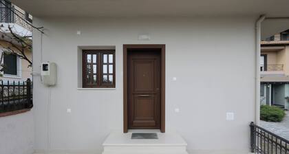 Avlos Luxury Home-NEW! 5 Min to Ctr