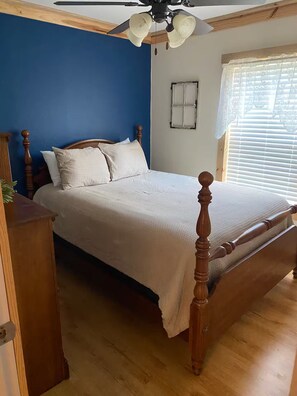 Internet, bed sheets