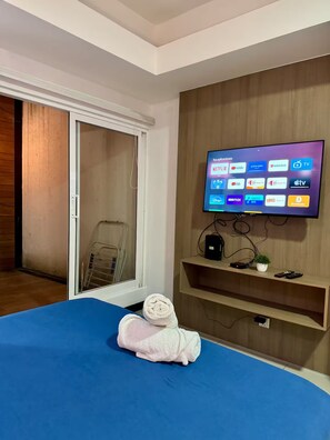 1 bedroom, iron/ironing board, WiFi, bed sheets - POX: Your favorite corner in the heart of Equipe! (Santa Cruz de la Sierra)