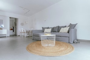 Smart TV, fireplace - Villa Nereid - A breathtaking view of Sounion (Lavrion(Kato Posidonia))