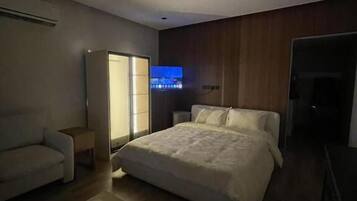 Studio, City View | Free WiFi