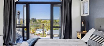 Rangatira Sunsets & Close to town