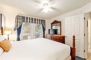 4 habitaciones, tabla de planchar con plancha, wifi y ropa de cama 