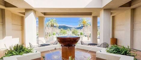 Bain à remous extérieur