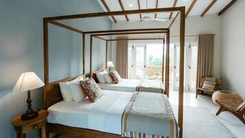 Tabla de planchar con plancha