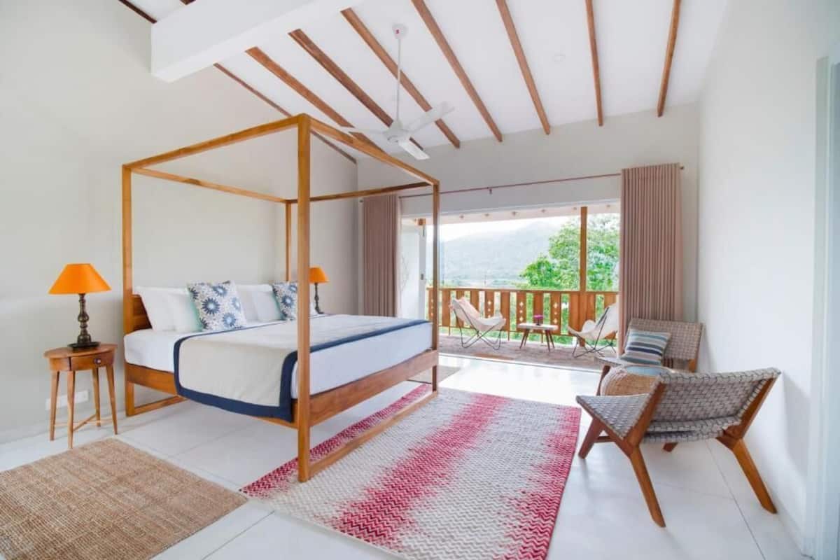 Superior-dobbeltværelse - balkon - søudsigt | Strygejern/strygebræt