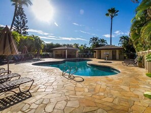 Pool - 2 Bedrooms Condo, Steps from the Beach (Kihei)