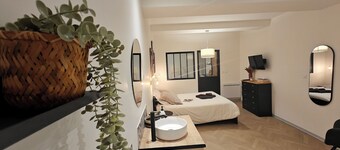 Spa & Relaxation - Romantic coziness in the heart of Moulins