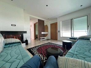 Apartment, 3 Bedrooms | 3 bedrooms - Villa for Rent in Rabat, Near the Beach (Aïn Attig)