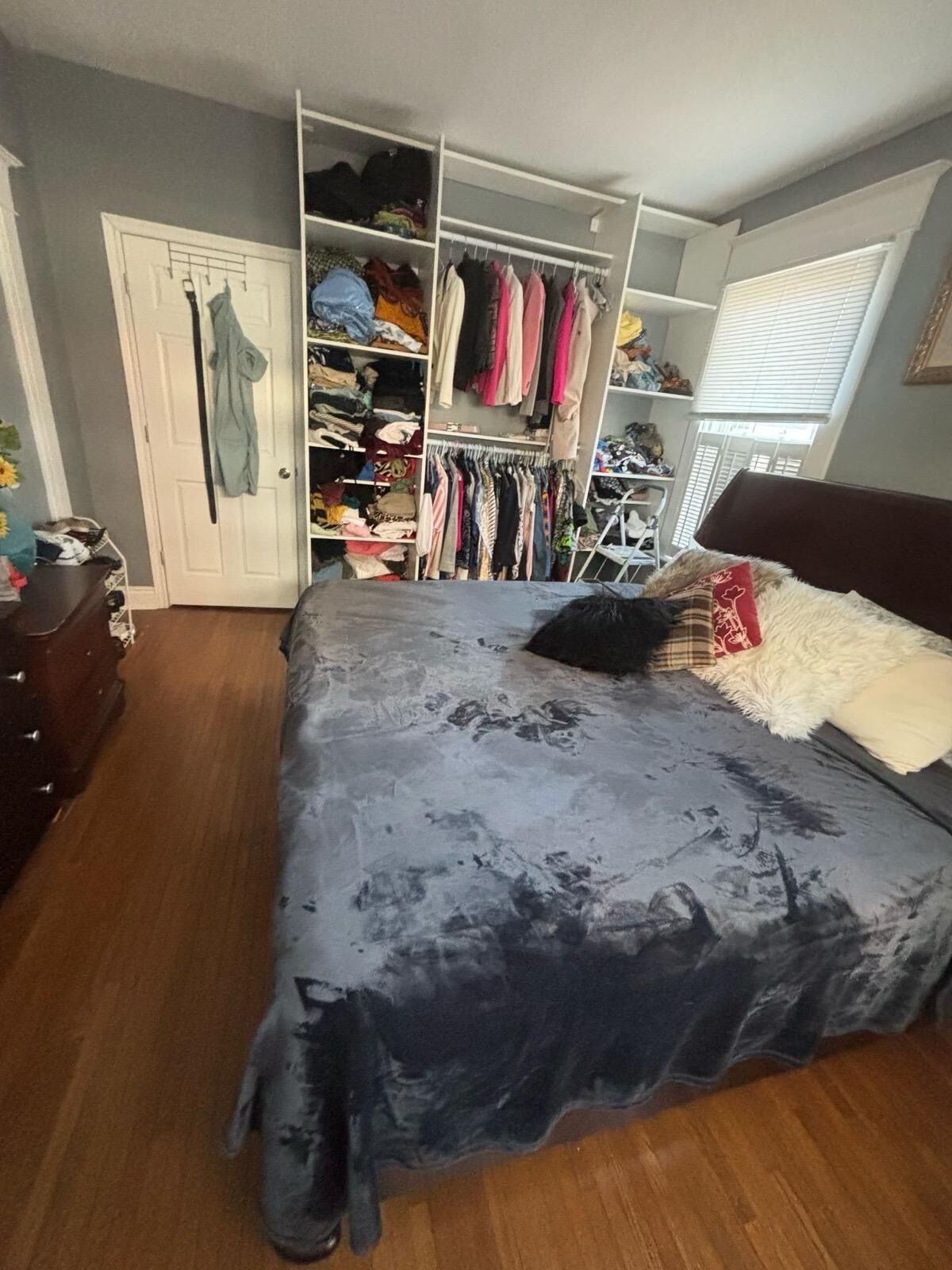 1 dormitorio, tabla de planchar con plancha, wifi