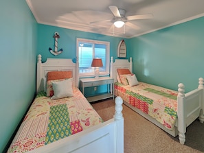 Condo (2 Bedrooms) | Property amenity