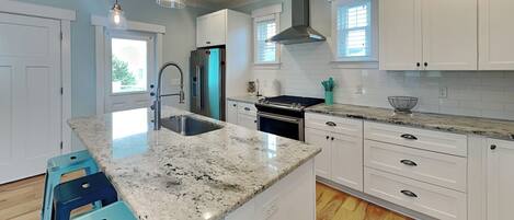 Studio (5 Bedrooms) | Property amenity