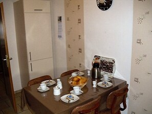 Dining - NEW! North Sea holiday home near Norddeich (Norden)