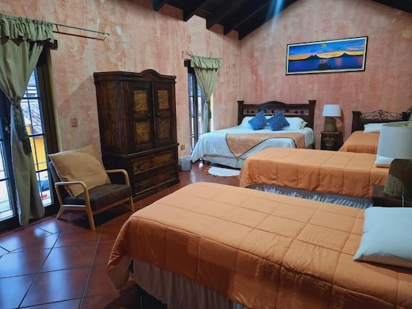 Free WiFi, wheelchair access - Hotel Boutique Casa del Angel (Antigua Guatemala)