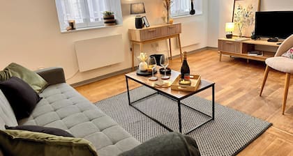 Bel appartement lumineux - CĆur de Moulins - 10 mins Ă pieds de la gare