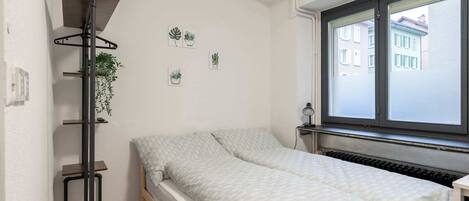 1 bedroom, iron/ironing board, travel cot, WiFi