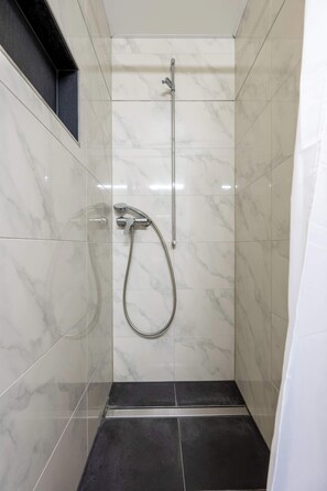 Hair dryer, towels