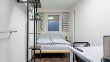 1 bedroom, iron/ironing board, travel crib, WiFi