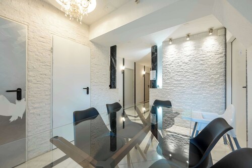 Cozy Double Room near Mount Pilatus – Lucerne Stay