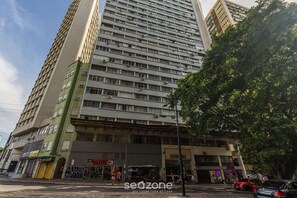 Basic Apartment | Exterior