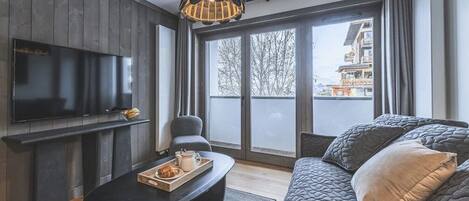 تلفزيون ذكي