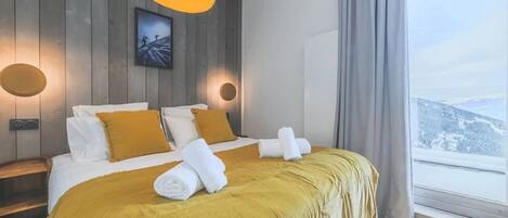 3 habitaciones, cuna de viaje y wifi gratis